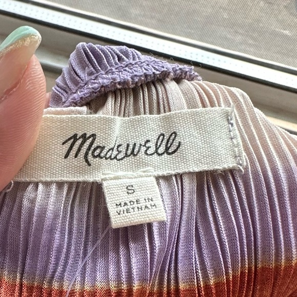 Madewell Texture Pleated Ombre Blouse - Picture 8 of 8